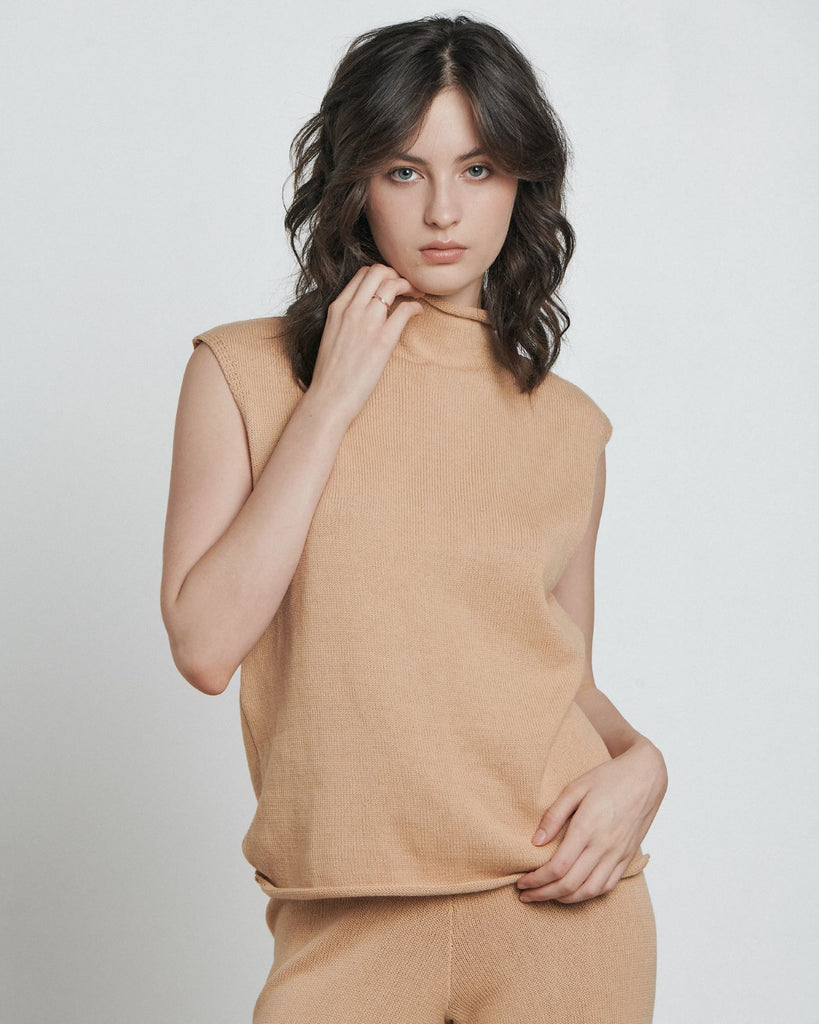 honey colored knit tunic